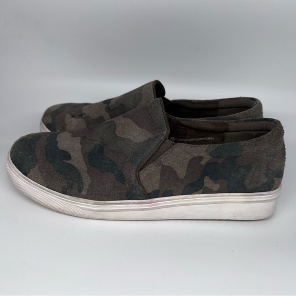 Blondo Gracie 2.0 Green Camo Waterproof Slip On Sneakers